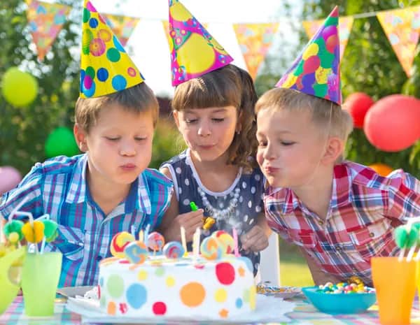 Clown für Kindergeburtstag in Harburg und Umgebung