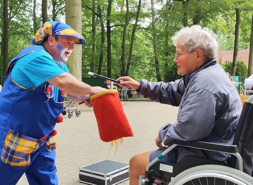 Zaubershow als Unterhaltung für Senioren in Hamburg