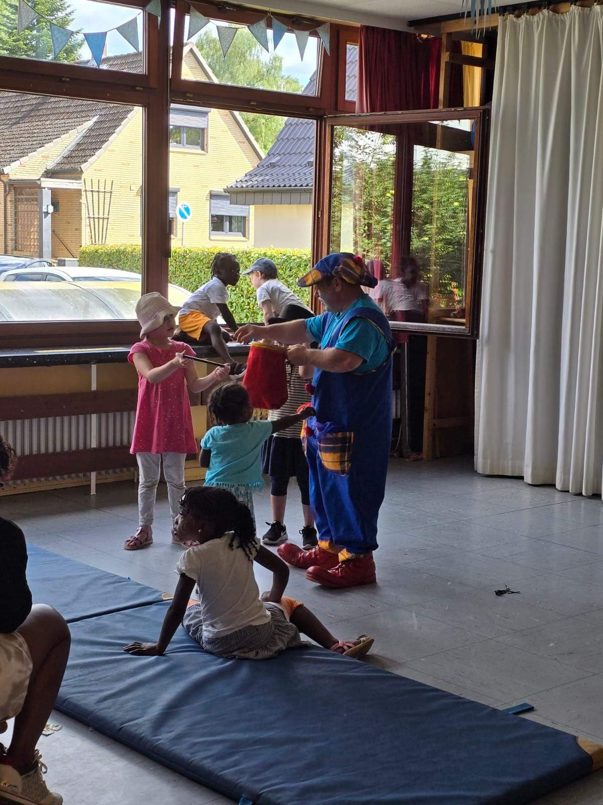 Kinderclown für Schulveranstaltungen in Wedel